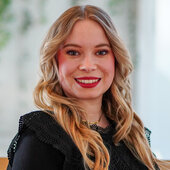 Julia Bredernitz